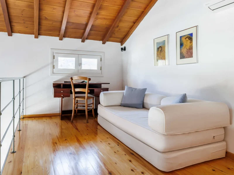 Esperos Town House